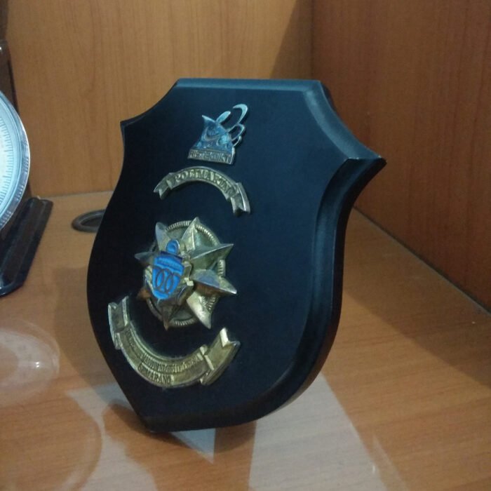 Plakat Kayu - Image 1